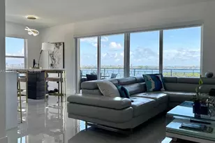 11111 Biscayne Blvd, Miami, FL 33181 - Photo 20