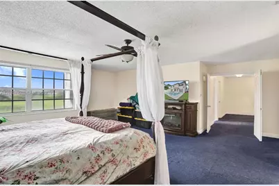 7860 NW 28th St, Margate, FL 33063 - Photo 36