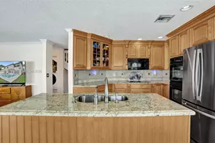 7860 NW 28th St, Margate, FL 33063 - Photo 18