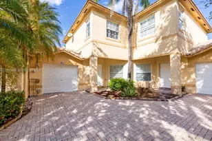 667 NW 170th Terrace, Pembroke Pines, FL 33028 - Photo 1