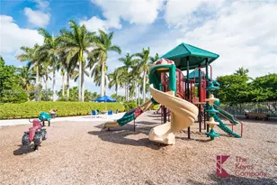 667 NW 170th Terrace, Pembroke Pines, FL 33028 - Photo 38