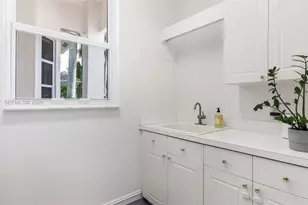 1378 Victoria Isle Dr, Weston, FL 33327 - Photo 42