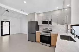 4752 SW 1st St, Miami, FL 33134 - Photo 12