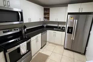 6039 Collins Ave, Miami Beach, FL 33140 - Photo 22