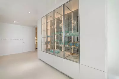 10201 Collins Ave #502, Bal Harbour, FL 33154 - Photo 6