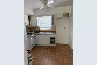 325 NE 2nd St #6, Hallandale Beach, FL 33009 - Photo 6