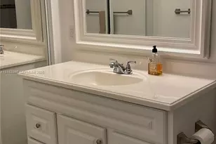 121 SE 3rd Ave, Dania Beach, FL 33004 - Photo 22