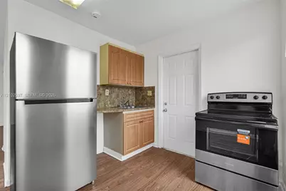 520 NW 49th St #A, Miami, FL 33127 - Photo 6