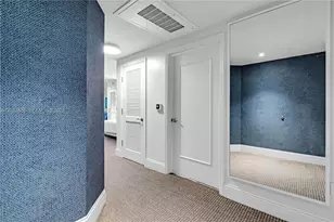 4401 Collins Ave, Miami Beach, FL 33140 - Photo 20