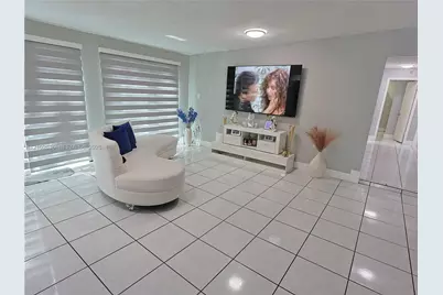 13555 SW 38th Ln, Miami, FL 33175 - Photo 12