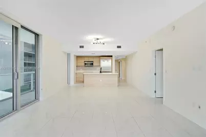 16385 Biscayne Blvd #407, North Miami Beach, FL 33160 - Photo 8