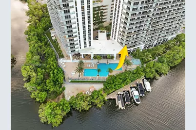 16385 Biscayne Blvd #407, North Miami Beach, FL 33160 - Photo 34