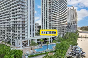 16385 Biscayne Blvd, North Miami Beach, FL 33160 - Photo 2