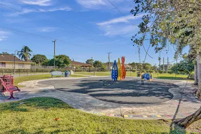 2231 NW 55th Ave, Lauderhill, FL 33313 - Photo 20