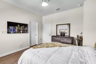 8894 W 34th Ave, Hialeah, FL 33018 - Photo 44