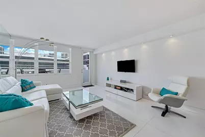 100 Lincoln Rd #1008, Miami Beach, FL 33139 - Photo 12