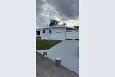 1911 SW 87th Ave #0, Davie, FL 33324 - Photo 26