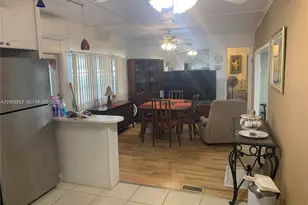 1911 SW 87th Ave, Davie, FL 33324 - Photo 12