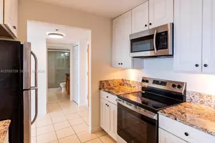 7601 E Treasure Dr, North Bay Village, FL 33141 - Photo 22
