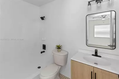 19411 SW 117th Ave, Miami, FL 33177 - Photo 30