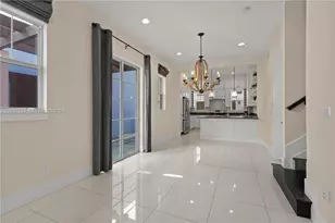 912 NE 17th Way, Fort Lauderdale, FL 33304 - Photo 10