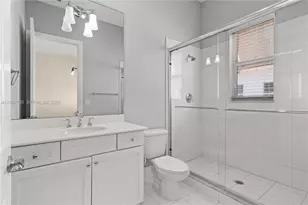 912 NE 17th Way, Fort Lauderdale, FL 33304 - Photo 38