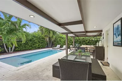 13996 Lake Lure Ct, Miami Lakes, FL 33014 - Photo 20