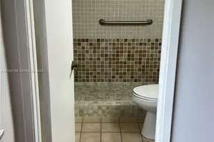 10253 NW 9th St Circle, Miami, FL 33172 - Photo 24