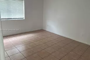 10253 NW 9th St Circle, Miami, FL 33172 - Photo 14