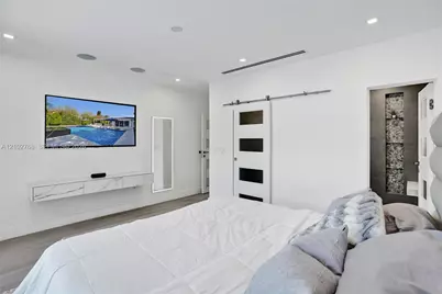 7640 Bayside Ln, Miami Beach, FL 33141 - Photo 42