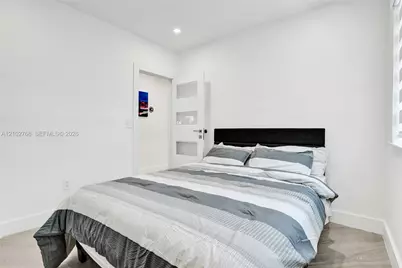 7640 Bayside Ln, Miami Beach, FL 33141 - Photo 40