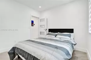 7640 Bayside Ln, Miami Beach, FL 33141 - Photo 40