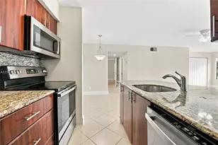 2946 S University Dr, Davie, FL 33328 - Photo 12