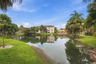 2946 S University Dr, Davie, FL 33328 - Photo 30