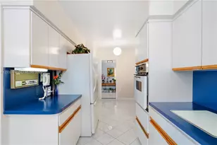 12805 Maple Rd, North Miami, FL 33181 - Photo 20
