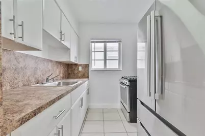 6921 Rue Vendome #5, Miami Beach, FL 33141 - Photo 4