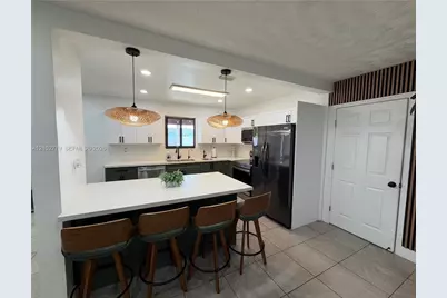 14643 SW 104th Ave, Miami, FL 33176 - Photo 4