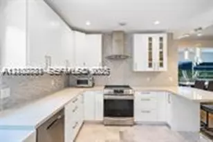 1719 Lenox Ave., Miami Beach, FL 33139 - Photo 16