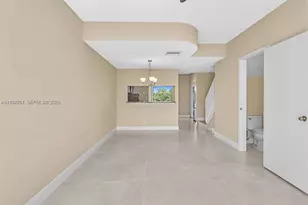60 Key W Ct, Weston, FL 33326 - Photo 10