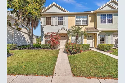 60 Key West Ct #60, Weston, FL 33326 - Photo 2