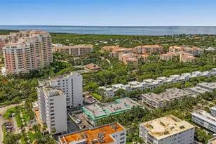 300 Sunrise Dr, Key Biscayne, FL 33149 - Photo 28