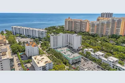 300 Sunrise Dr #1B, Key Biscayne, FL 33149 - Photo 18