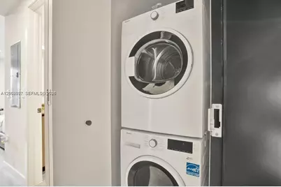 121 NE 5th St #512A, Miami, FL 33132 - Photo 22