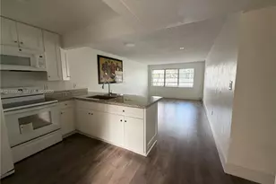 300 NE 125th St, North Miami, FL 33161 - Photo 4