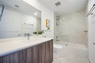 488 NE 18th St, Miami, FL 33132 - Photo 16