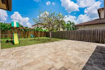 3653 SE 2nd Ct, Homestead, FL 33033 - Photo 24