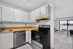 2924 Collins Ave, Miami Beach, FL 33140 - Photo 6