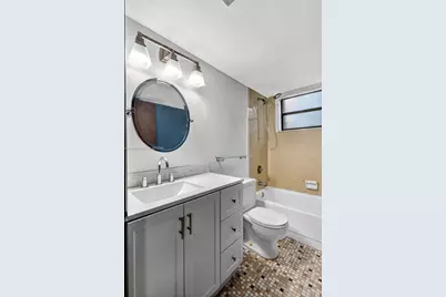 2924 Collins Avenue #303, Miami Beach, FL 33140 - Photo 16