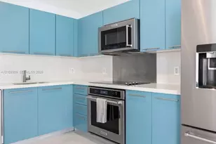 90 SW 3rd St, Miami, FL 33130 - Photo 4