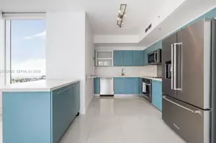 90 SW 3rd St, Miami, FL 33130 - Photo 4